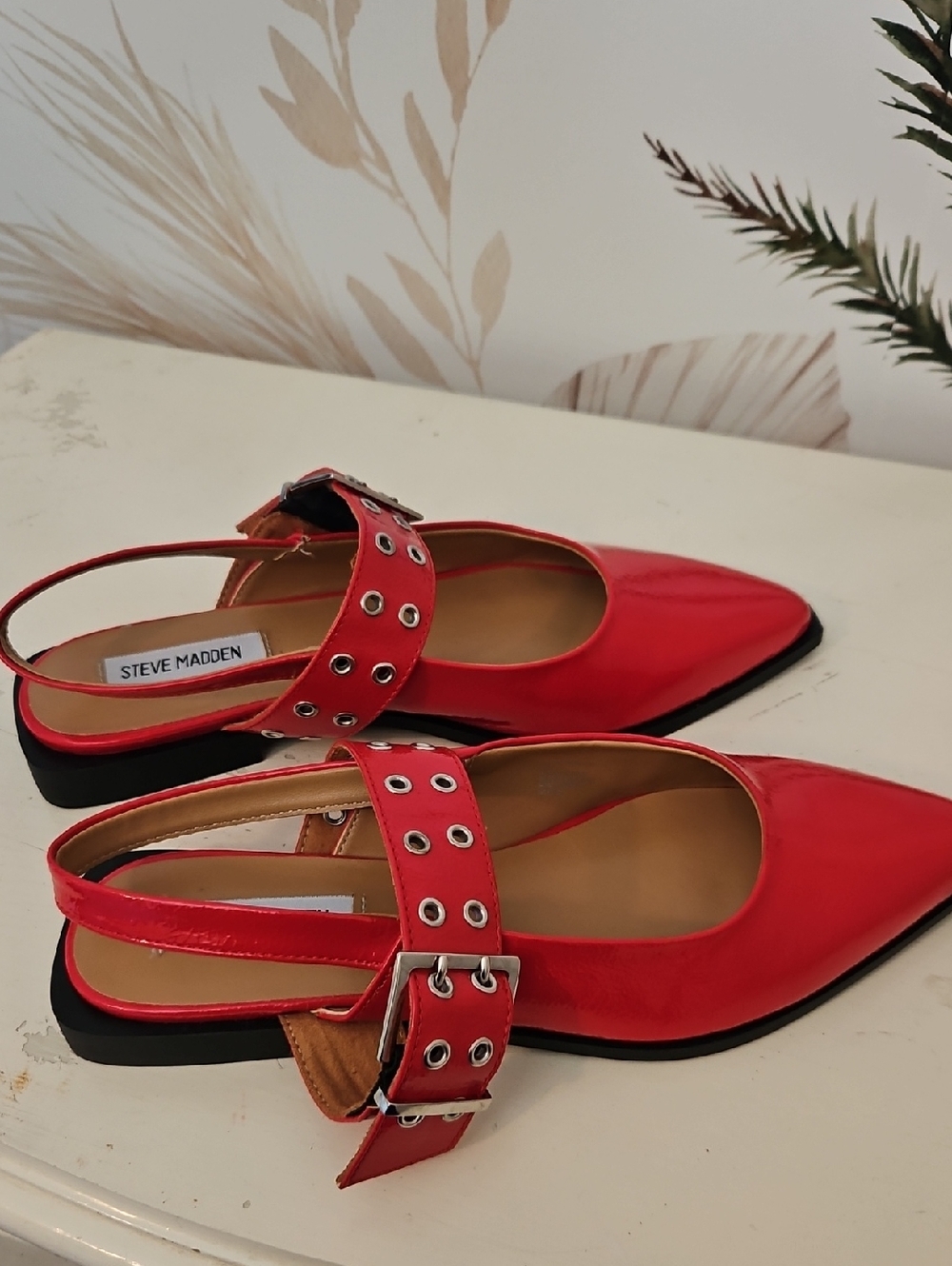 Steve Madden Red Patent Mary Jane Flats, Sz 9, Statement Chic! - Picture 4 of 6